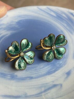 Vintage Shamrock Enamel Clip On Earrings